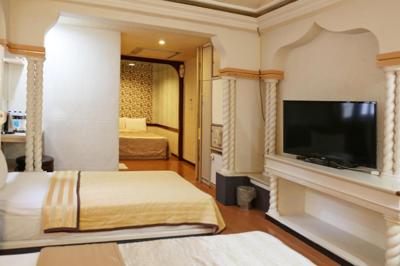 Persimmon Hotel ซินจู๋ ภายนอก รูปภาพ
