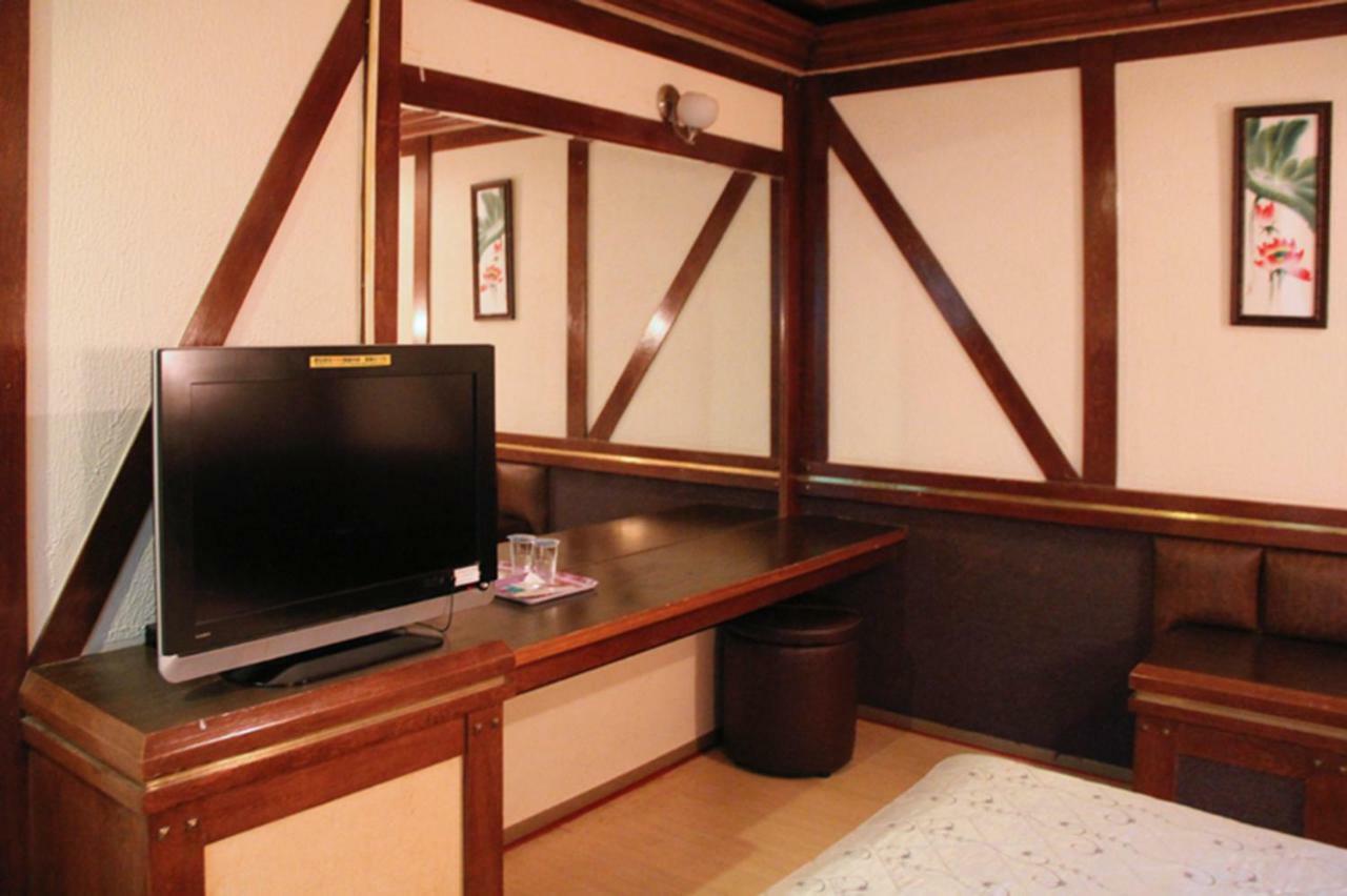 Persimmon Hotel ซินจู๋ ภายนอก รูปภาพ